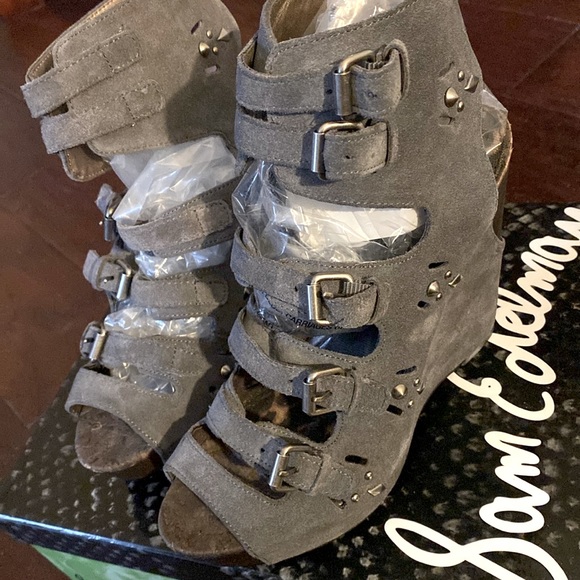 Womens studded, Pure Suede, RightSide Buckle Shoe, size 7.5 Sam Edelman - Picture 2 of 12